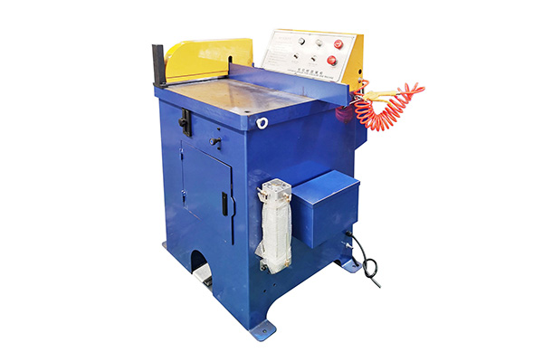 半自動(dòng)鋁銅切割機(jī)